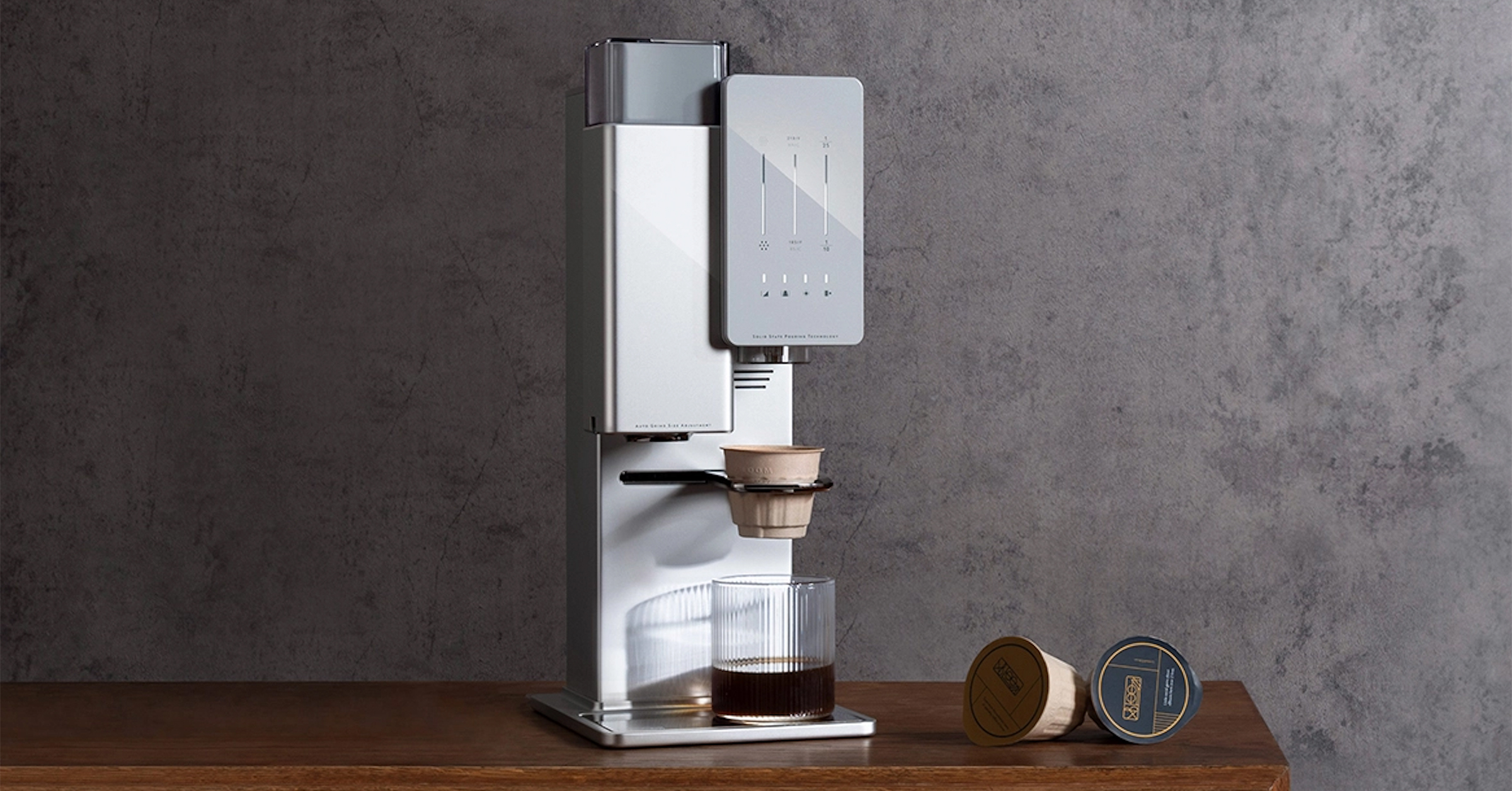 2023CES，BEST_OF_INNOVATION，Coffee machine，industrial design，Make coffee by hand，