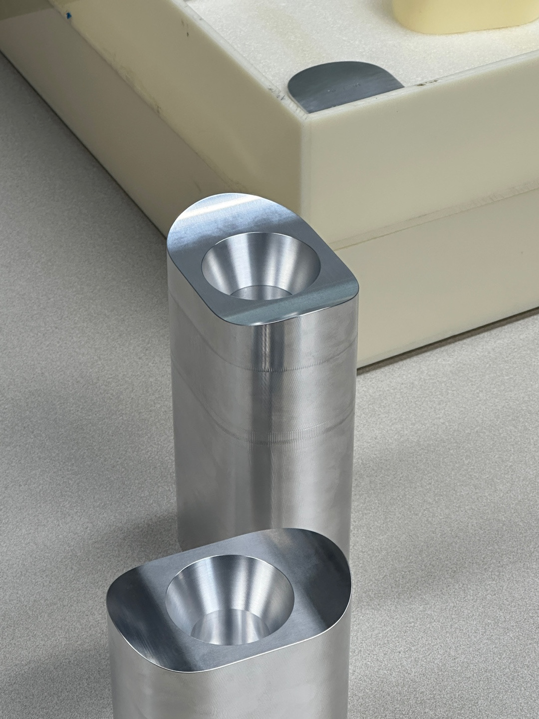 Bonakia，Desk lamp，lamps and lanterns，Lighting tools，