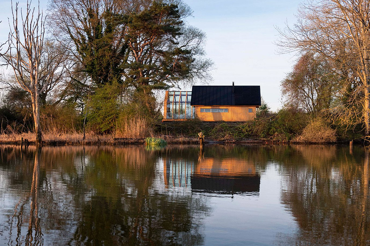 Anna Cottage，log cabin，CASPAR SCHOLS，building design，