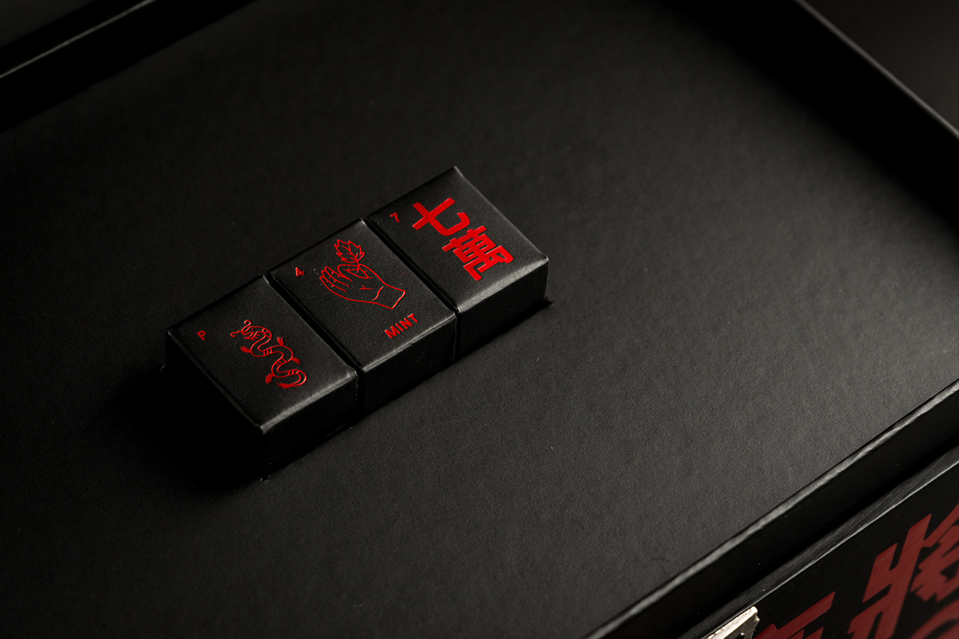 Alcohol，bottle，packing，The wine bottle，packing design，Design，