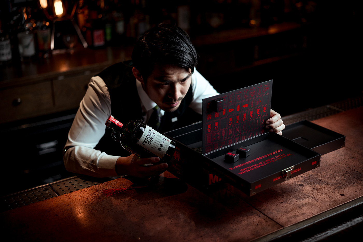 Alcohol，bottle，packing，The wine bottle，packing design，Design，