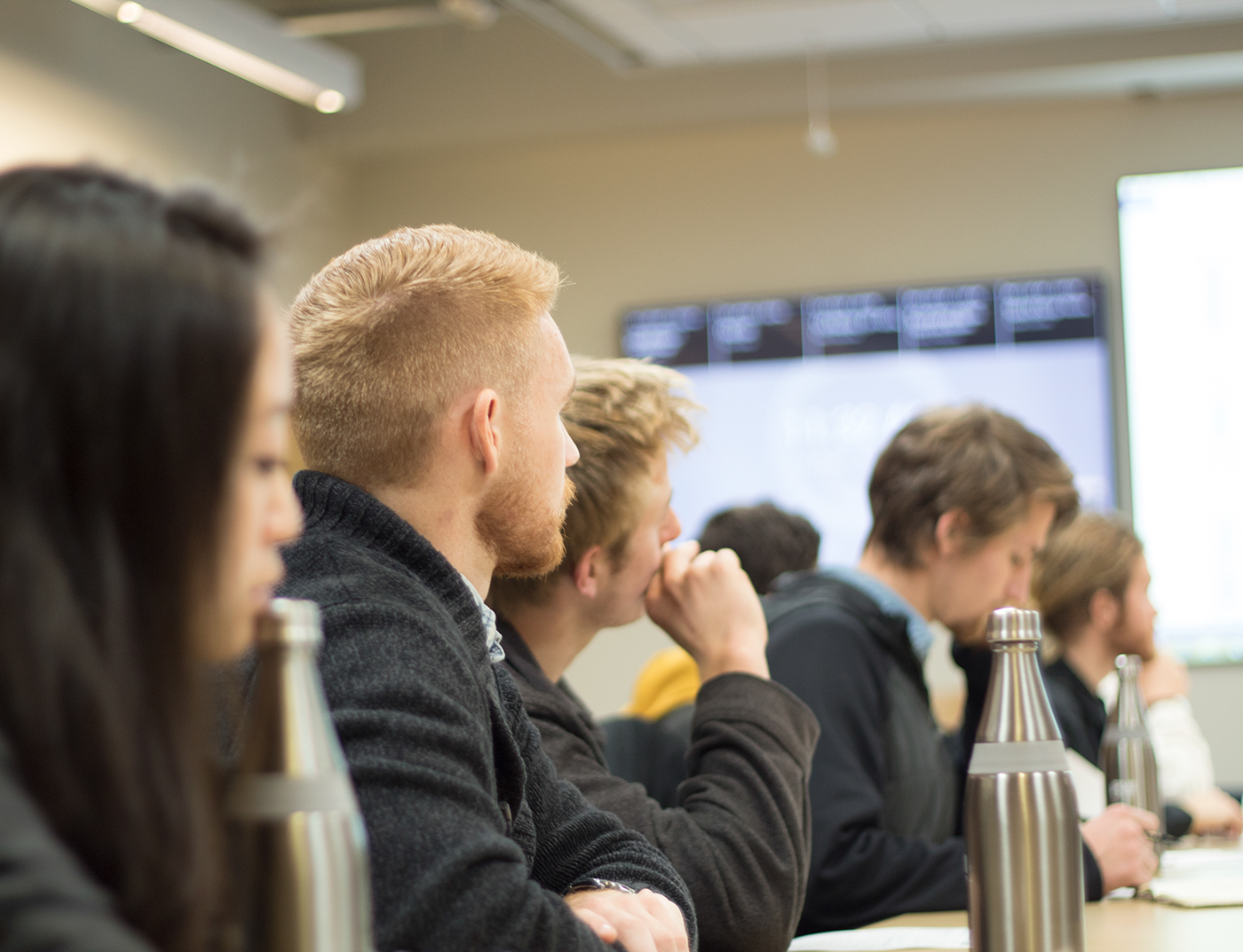 Bicycle，outdoors，technological process，sketch，Hand drawn，outdoors，Travel，