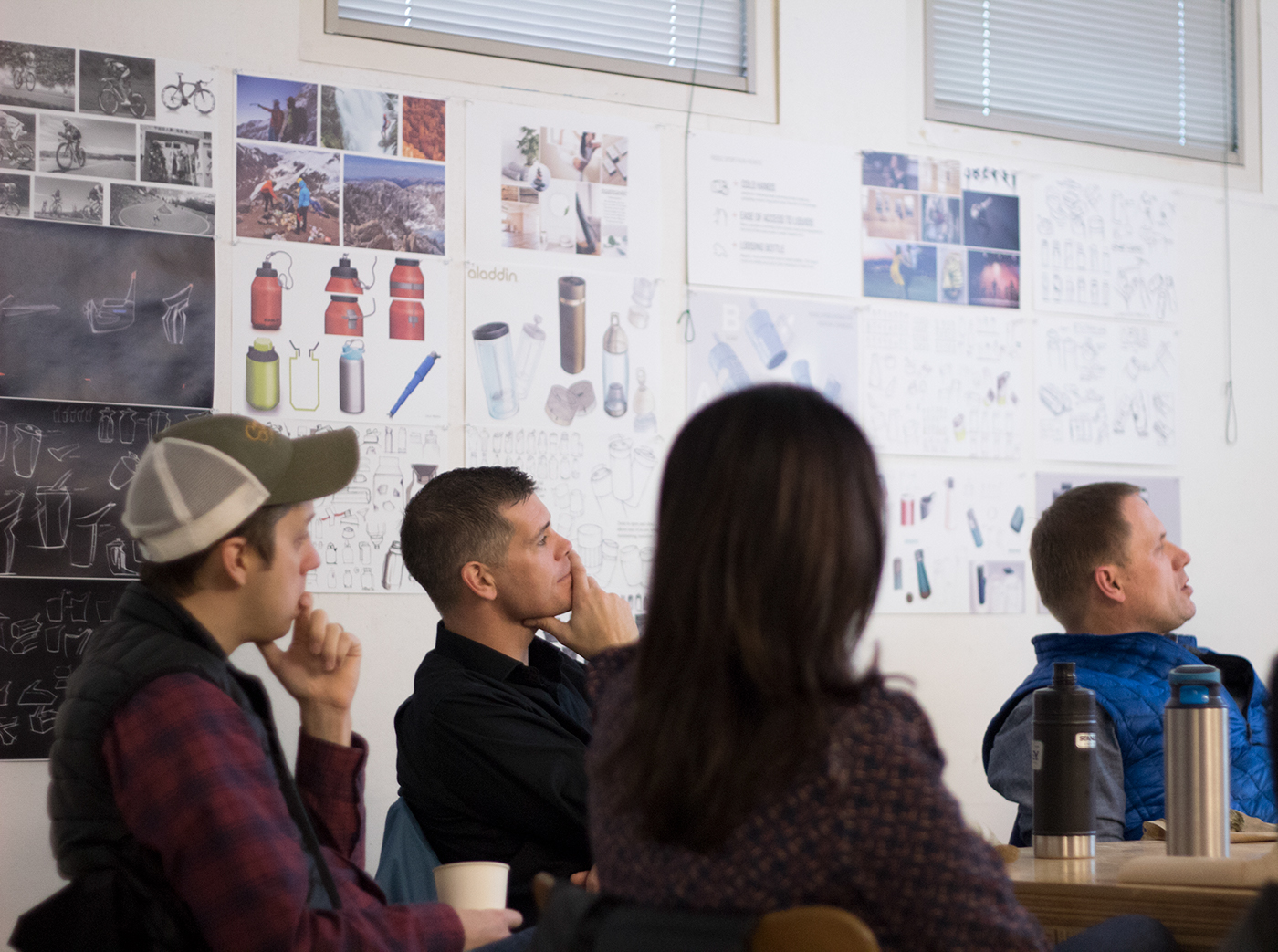 Bicycle，outdoors，technological process，sketch，Hand drawn，outdoors，Travel，