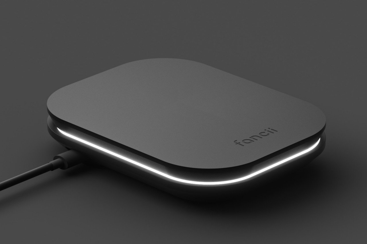 portable source，Appearance design，product design，delicate，mirror，Cosmetic mirror，portable source，portable battery，