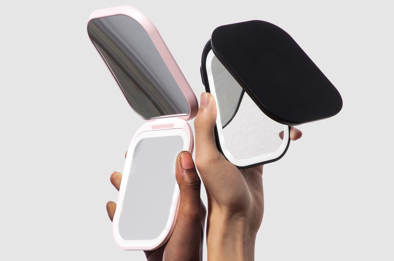 portable source，Appearance design，product design，delicate，mirror，Cosmetic mirror，portable source，portable battery，