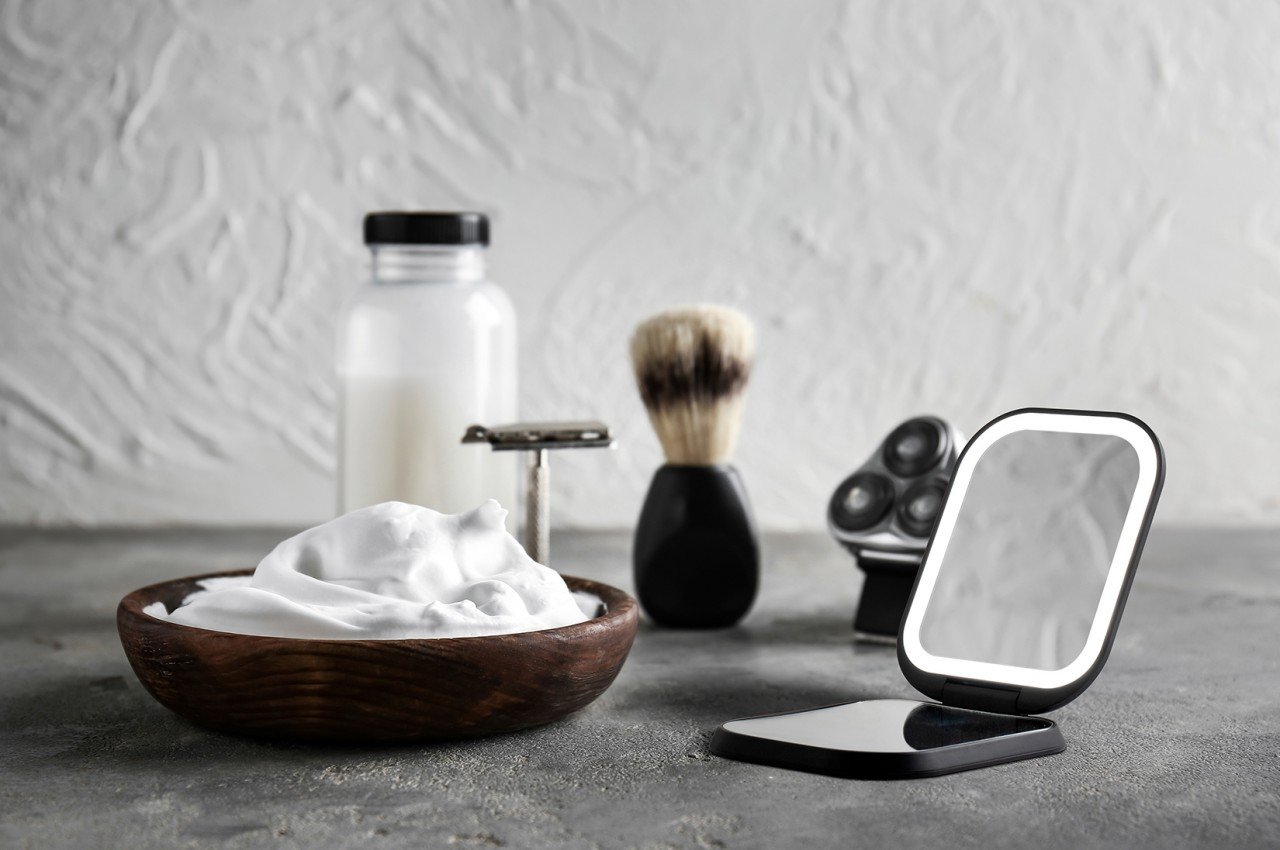 portable source，Appearance design，product design，delicate，mirror，Cosmetic mirror，portable source，portable battery，