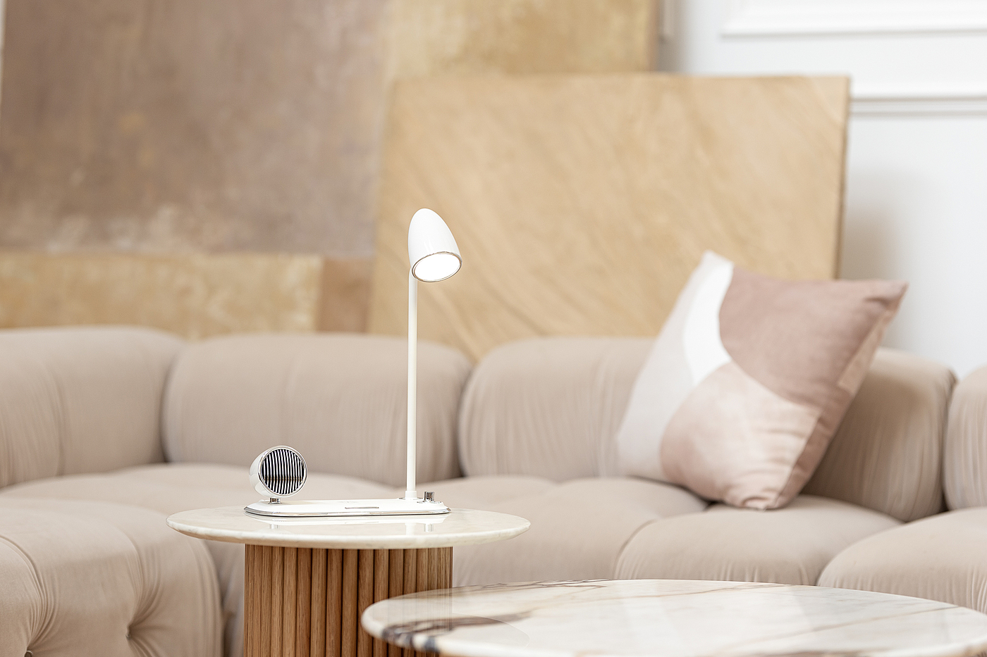 Crazy sound，loudspeaker box，Desk lamp，