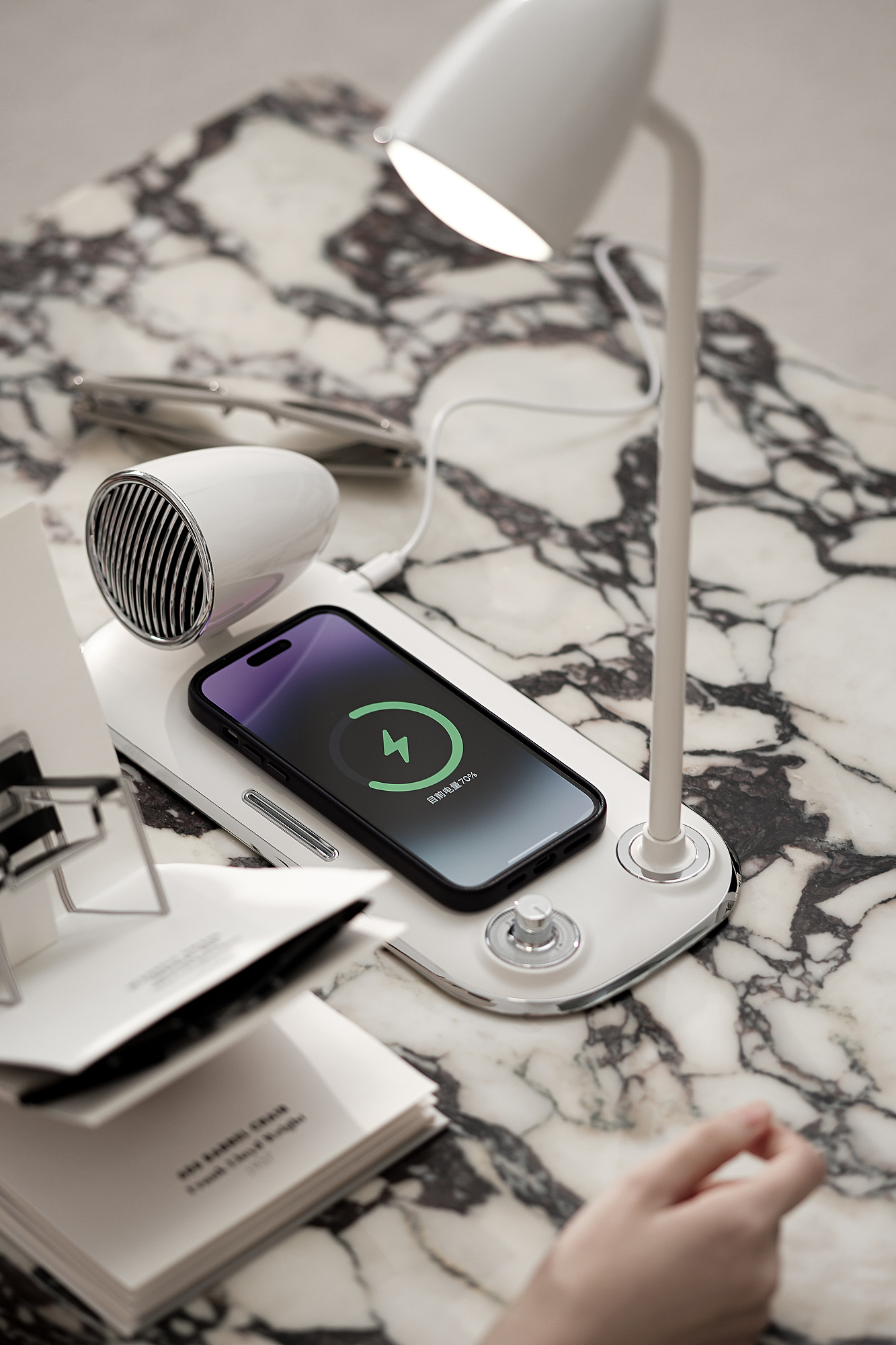 Crazy sound，loudspeaker box，Desk lamp，