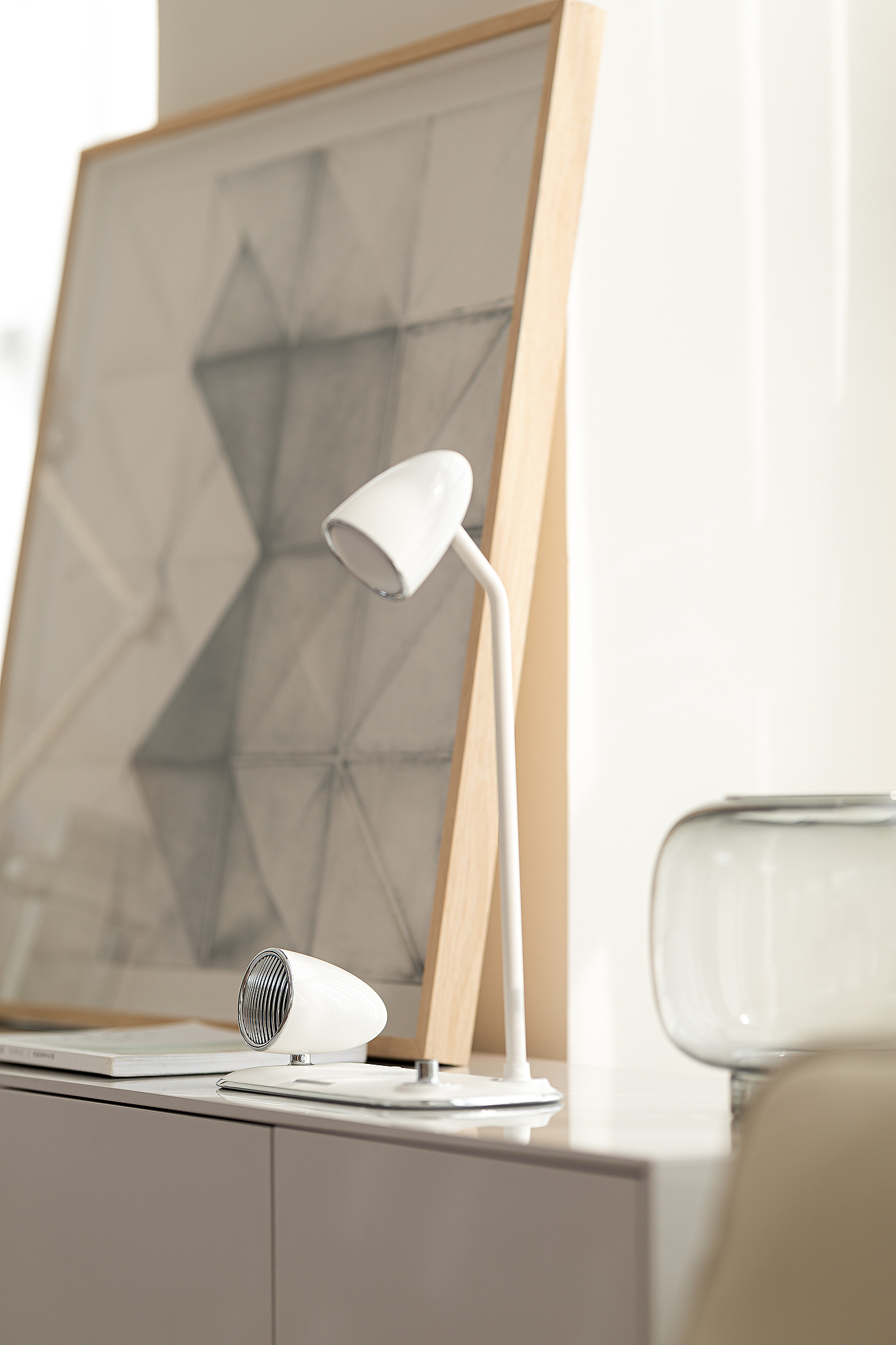 Crazy sound，loudspeaker box，Desk lamp，