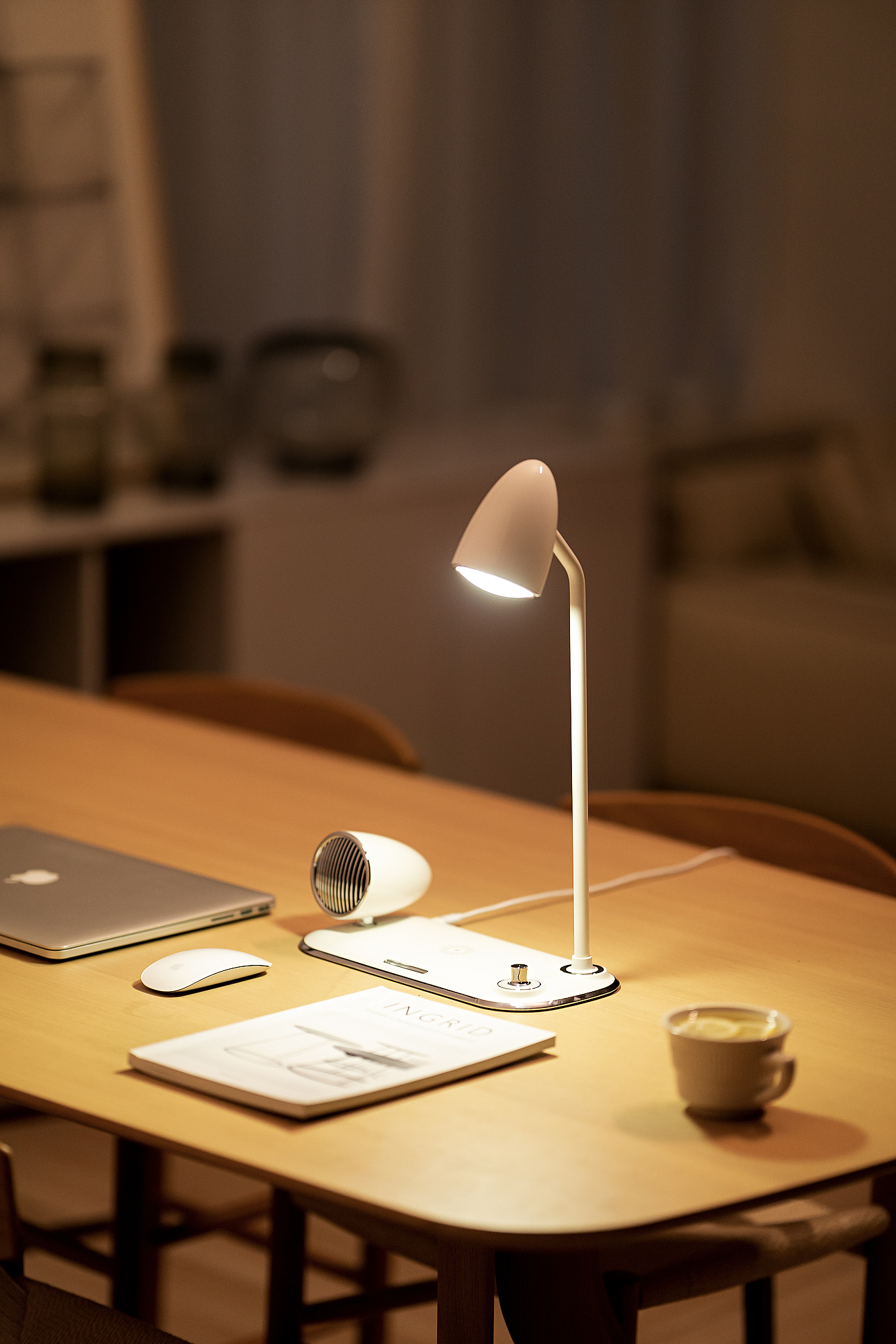 Crazy sound，loudspeaker box，Desk lamp，