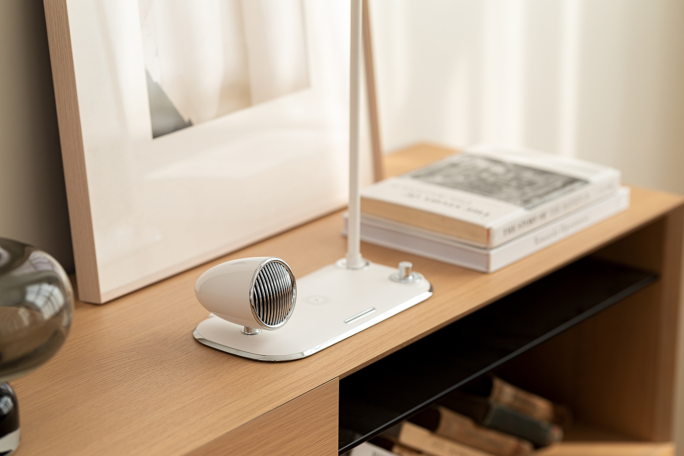 Crazy sound，loudspeaker box，Desk lamp，