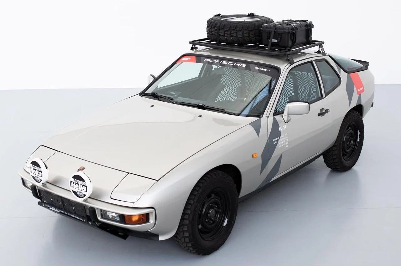 Porsche，cross-country，explore，outdoors，