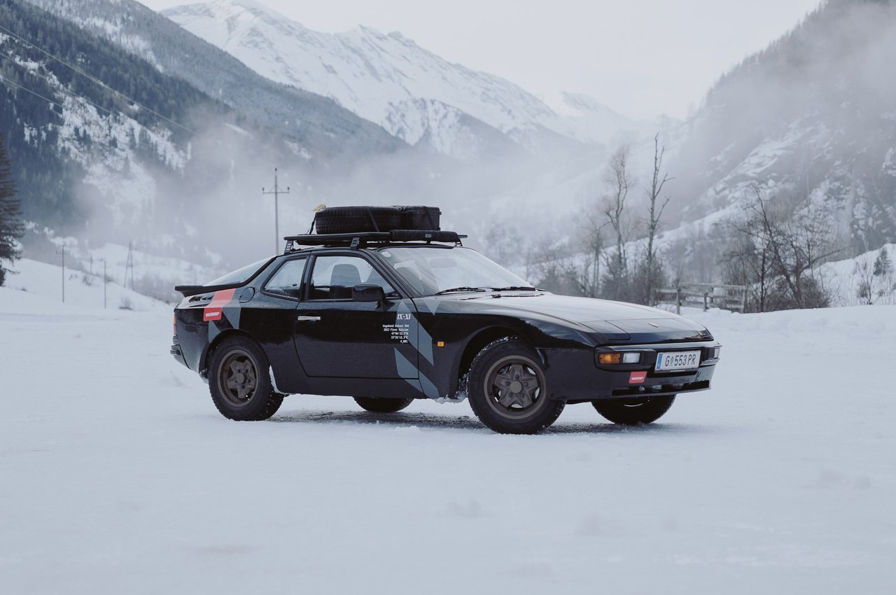 Porsche，cross-country，explore，outdoors，