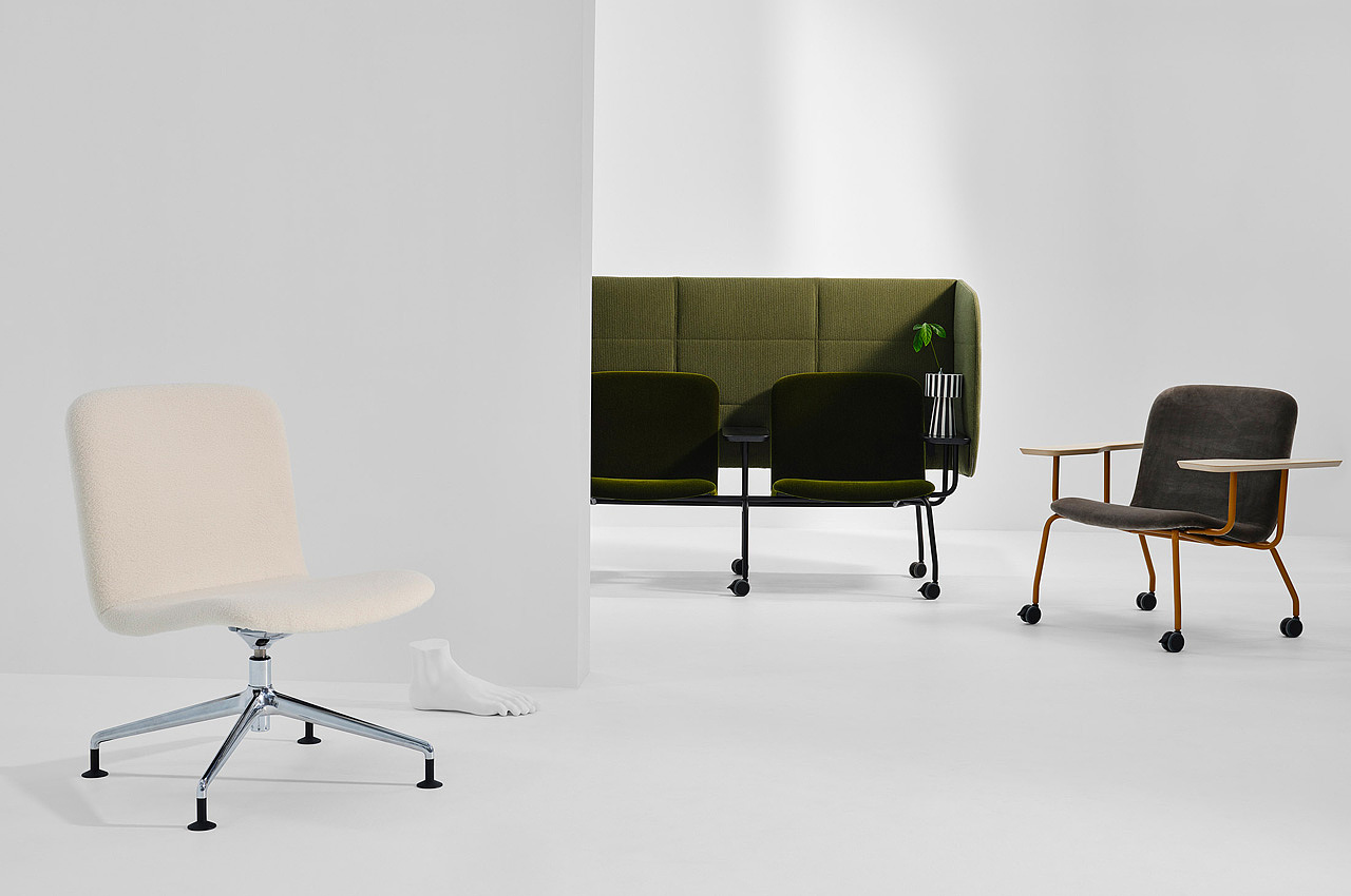 chair，to work in an office，portability，