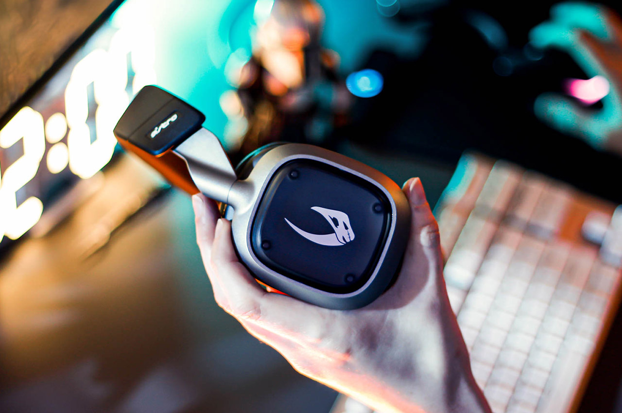 Logitech，headset，wireless device ，Ergonomics，