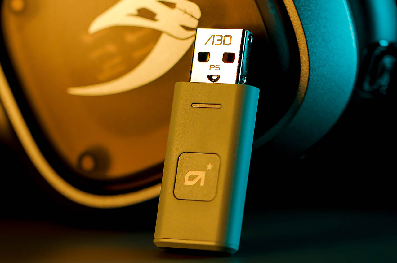 Logitech，headset，wireless device ，Ergonomics，