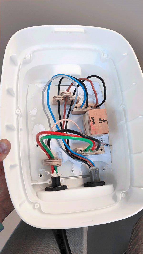 Easy to install，Economic application，low cost，Charger，Electric vehicle charging device，Charging pile，Portable，