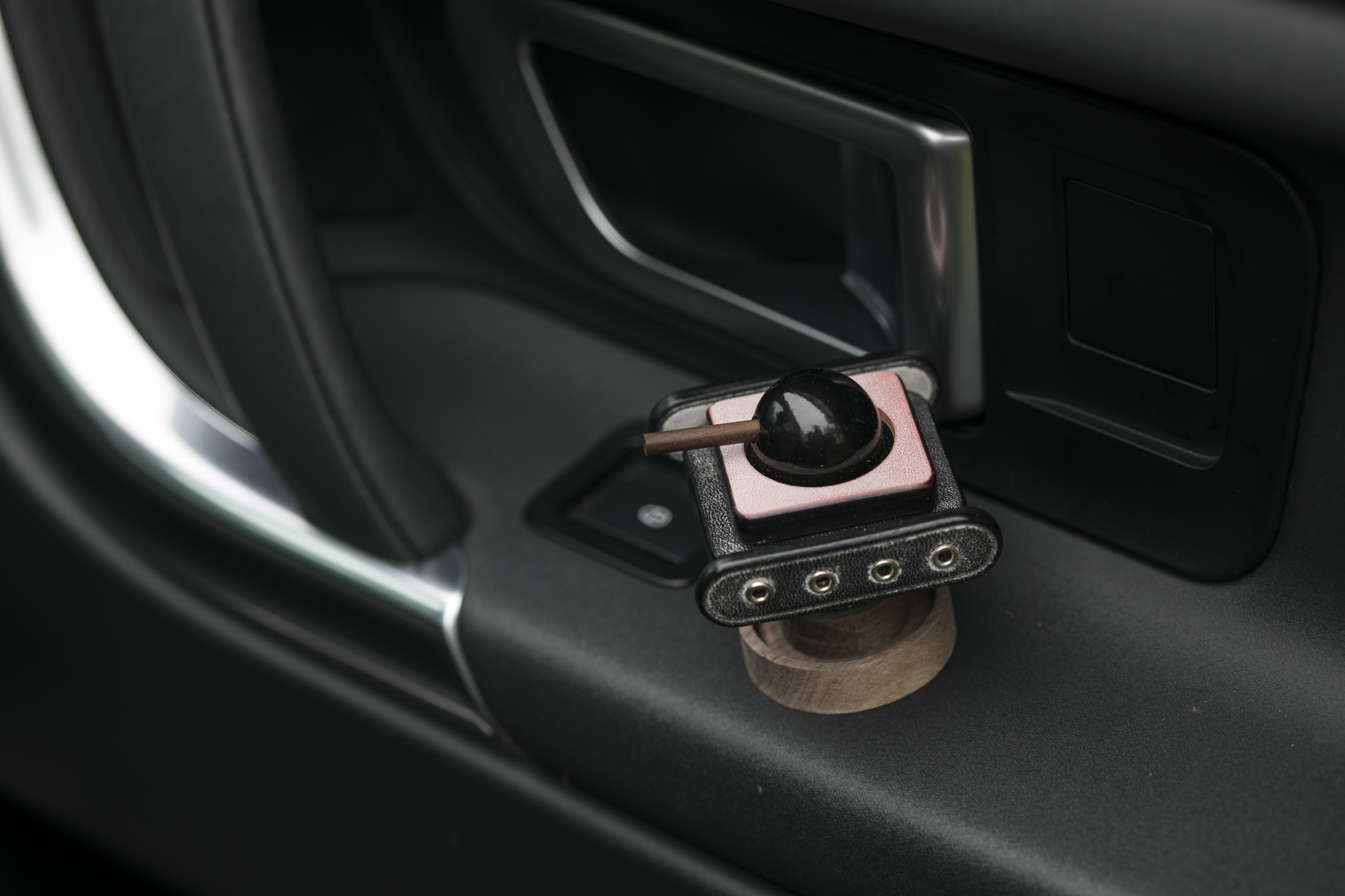 Leather goods，Vehicle fragrance，product design，handmade products，Original design，