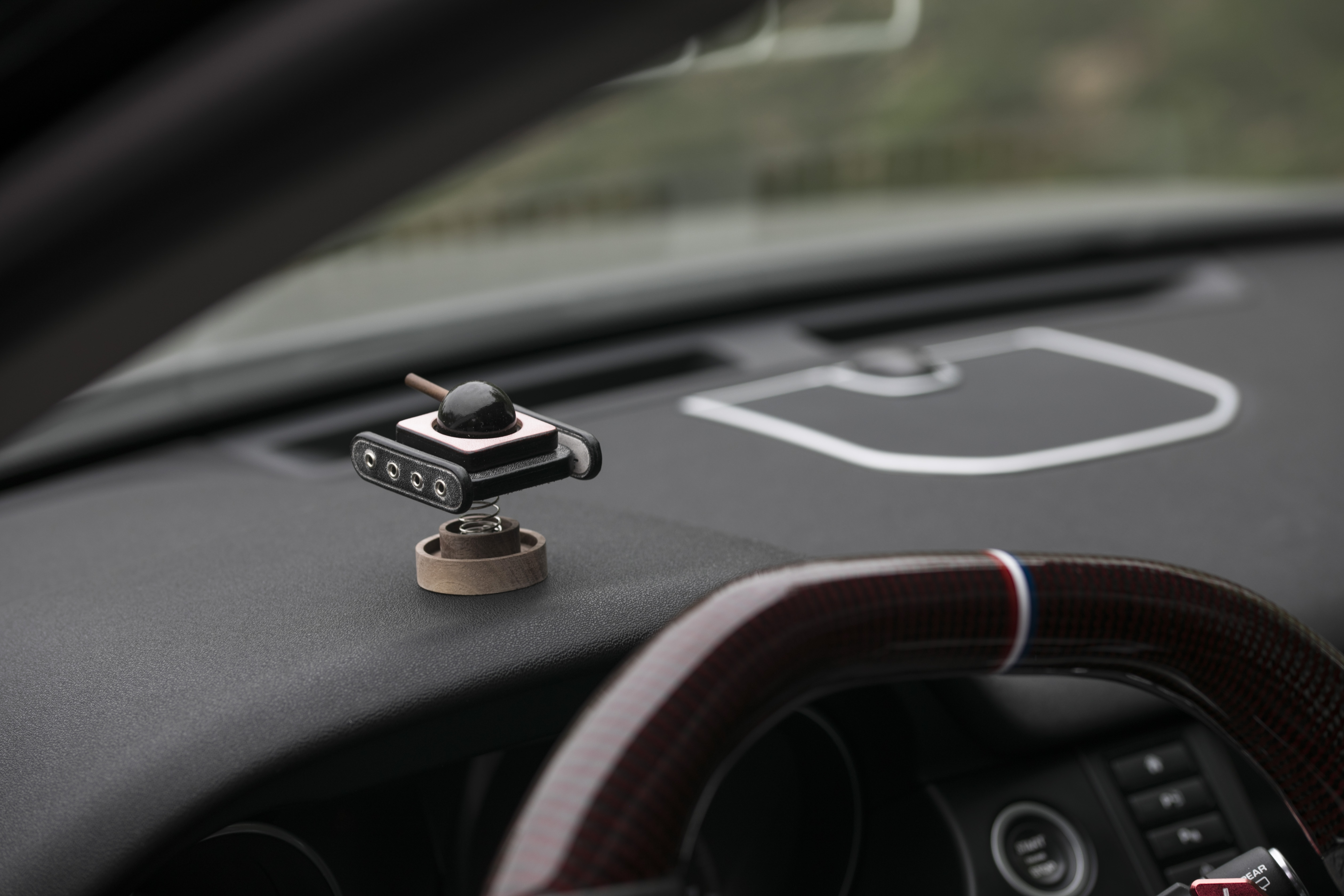 Leather goods，Vehicle fragrance，product design，handmade products，Original design，