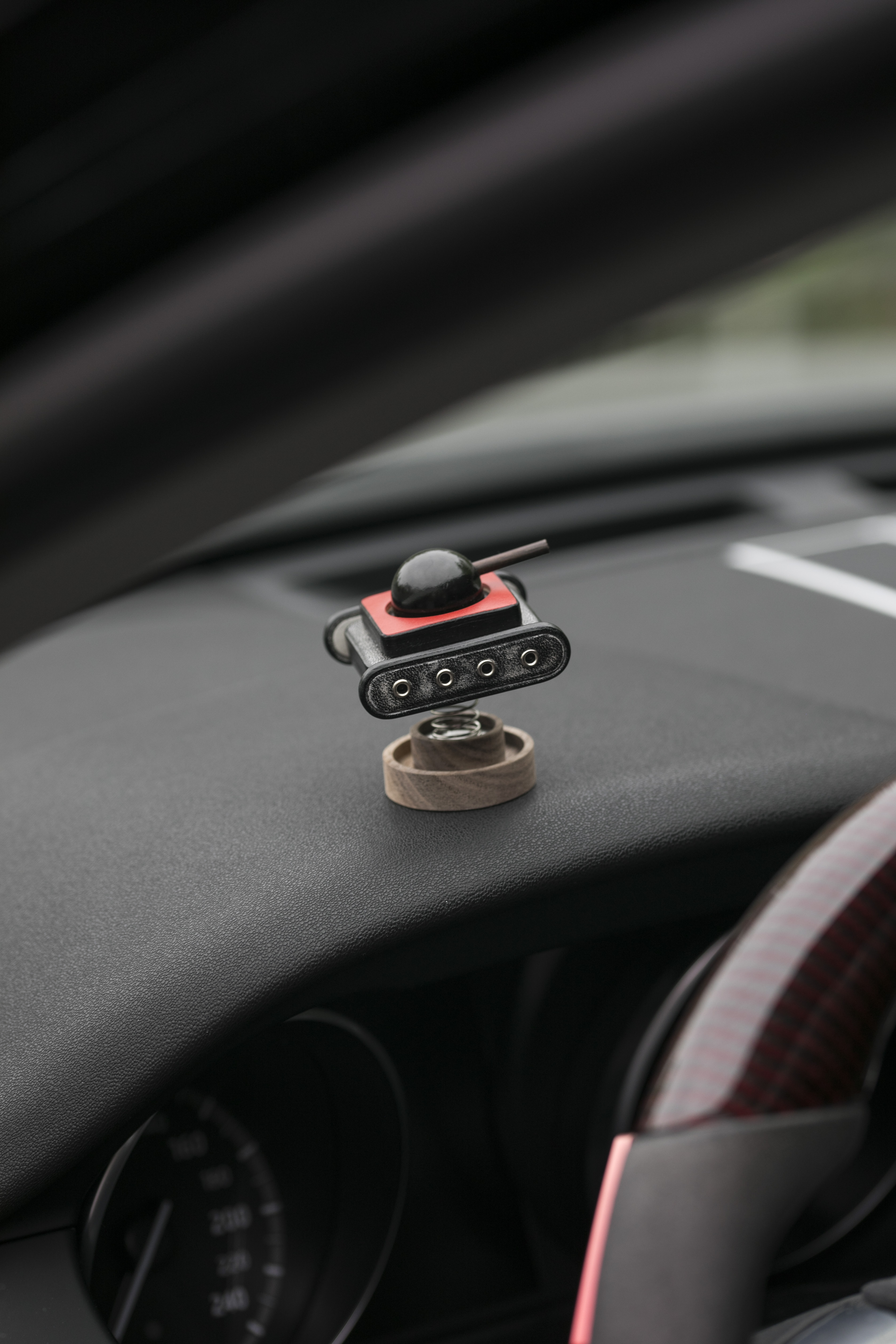 Leather goods，Vehicle fragrance，product design，handmade products，Original design，