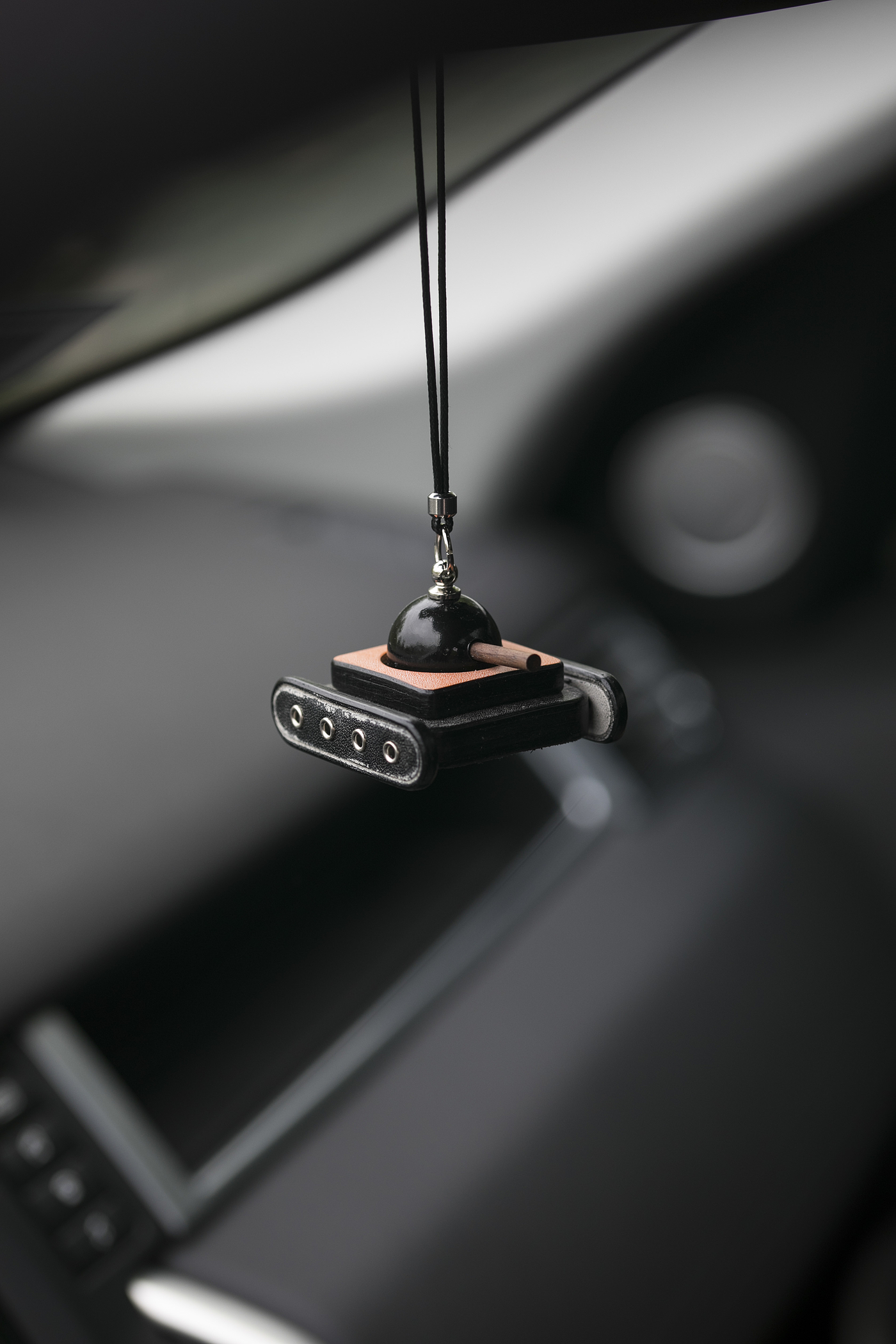 Leather goods，Vehicle fragrance，product design，handmade products，Original design，