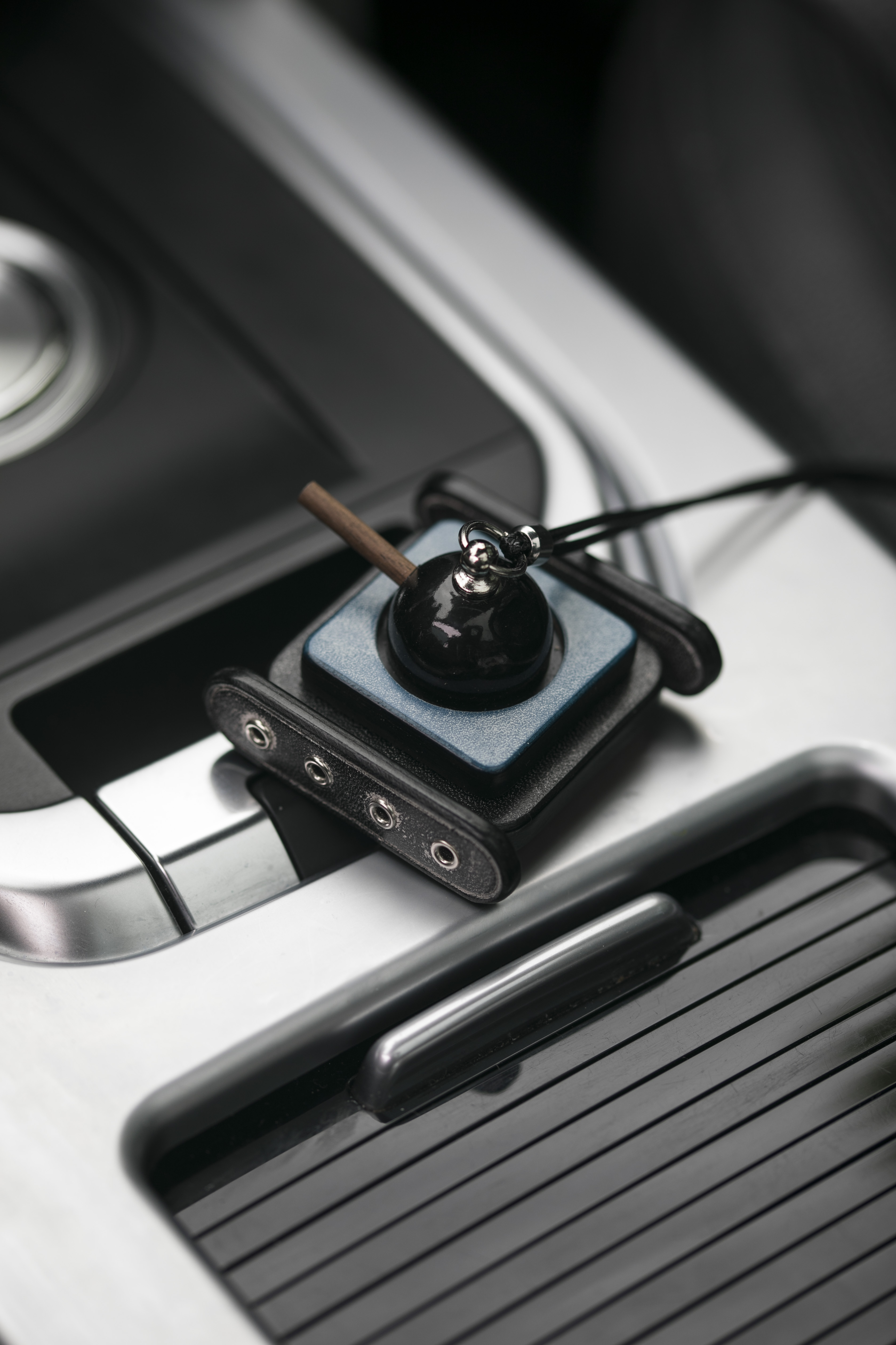 Leather goods，Vehicle fragrance，product design，handmade products，Original design，