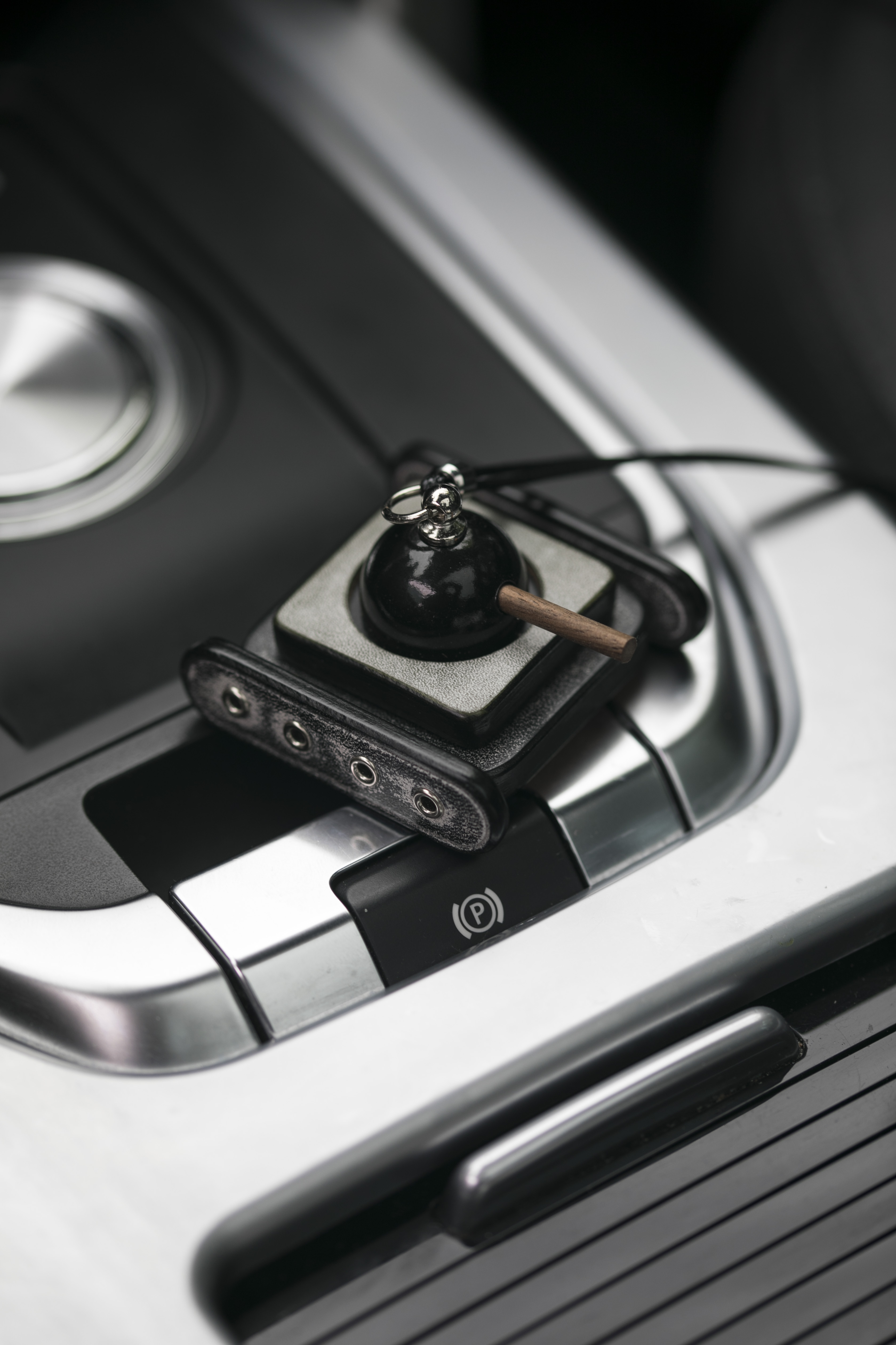 Leather goods，Vehicle fragrance，product design，handmade products，Original design，