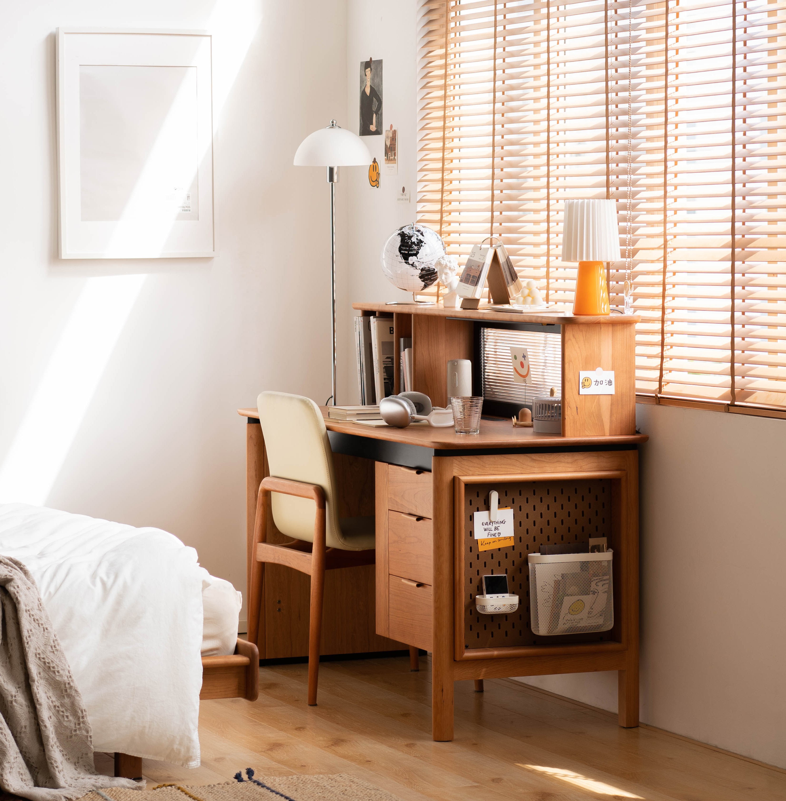 Solid wood furniture，product design，furniture design ，desk，