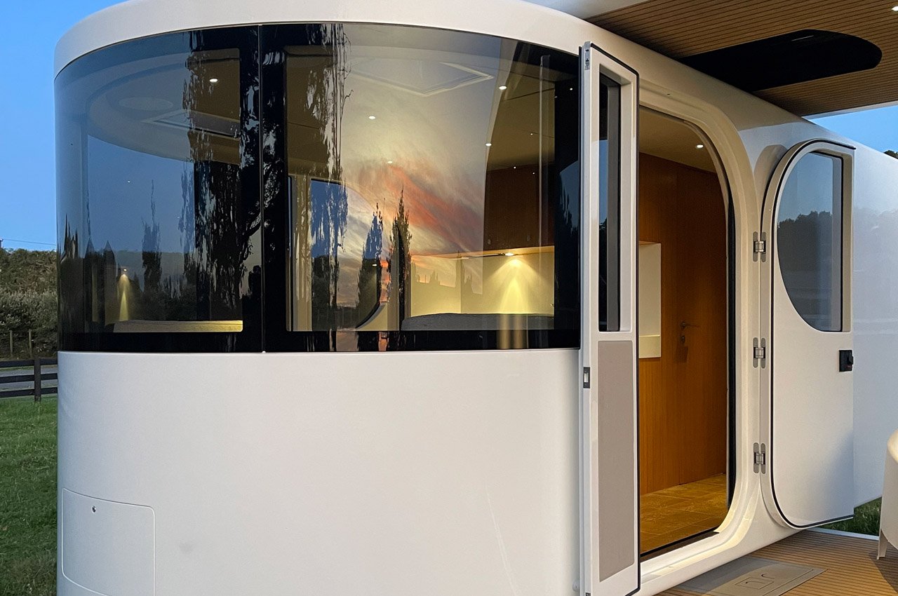 Caravan，Touring car，Campervan，Romotow，