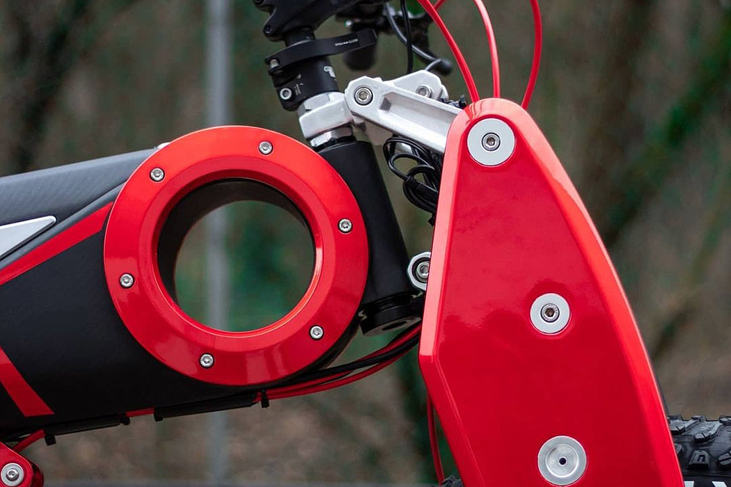 Bicycle，Bicycle，Mountain bike，carbon，Pedal power electric bicycle，innovate，