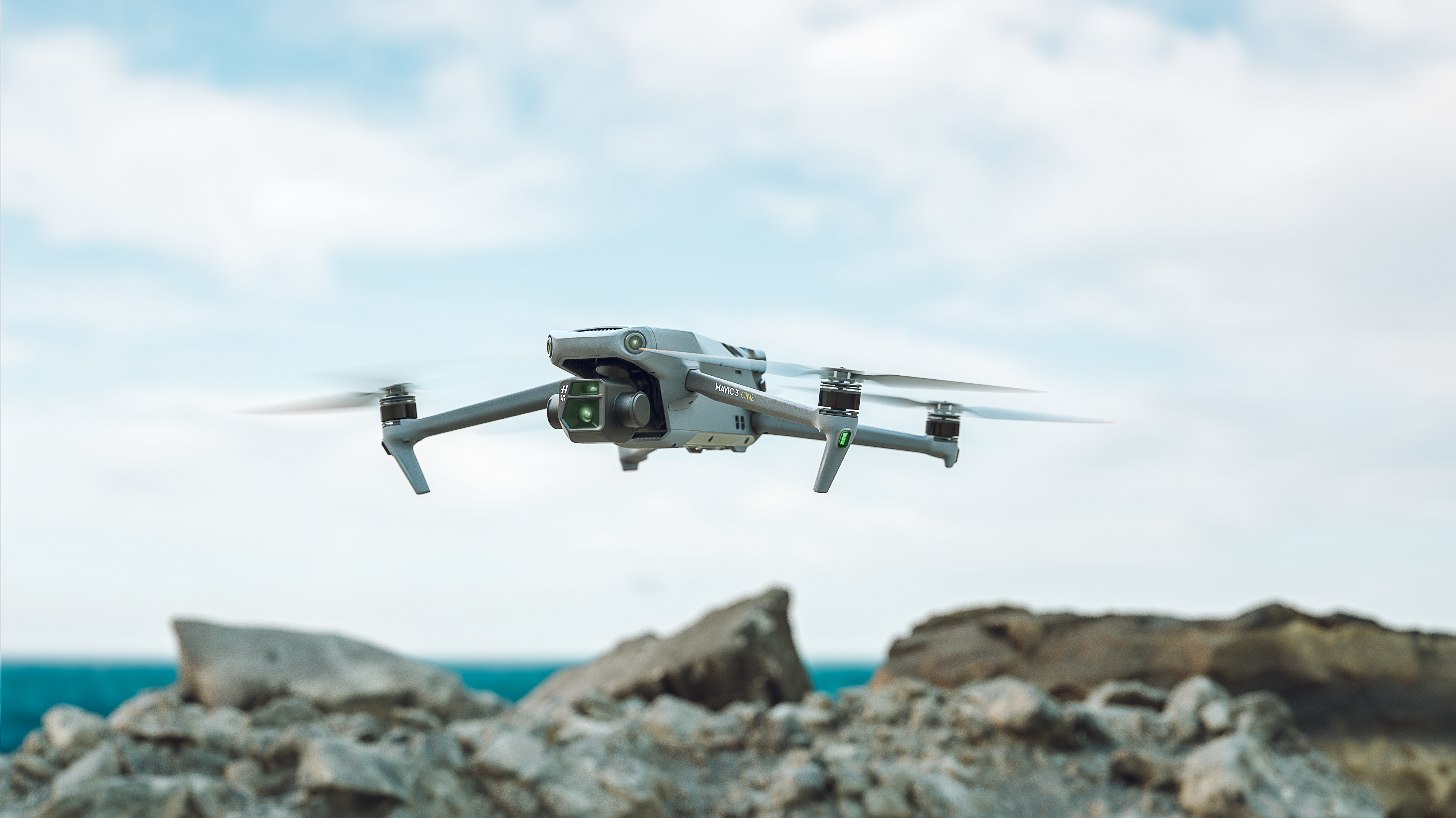 DAY，keyshot，DJIMAVIC3，Photoshot，dji ，cgi，UAV，UAV，