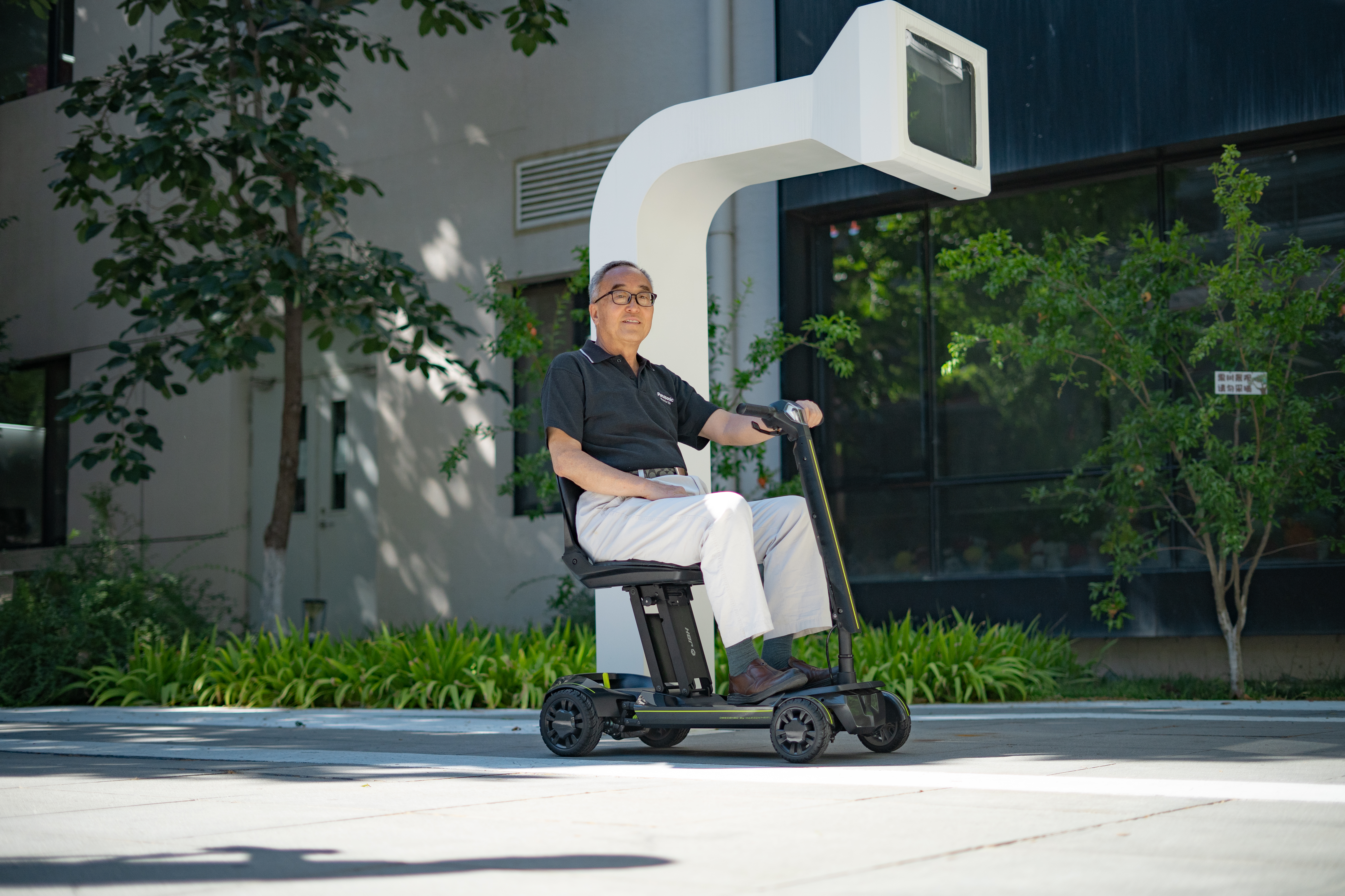 Scooter，aged，motion，fold，intelligence，