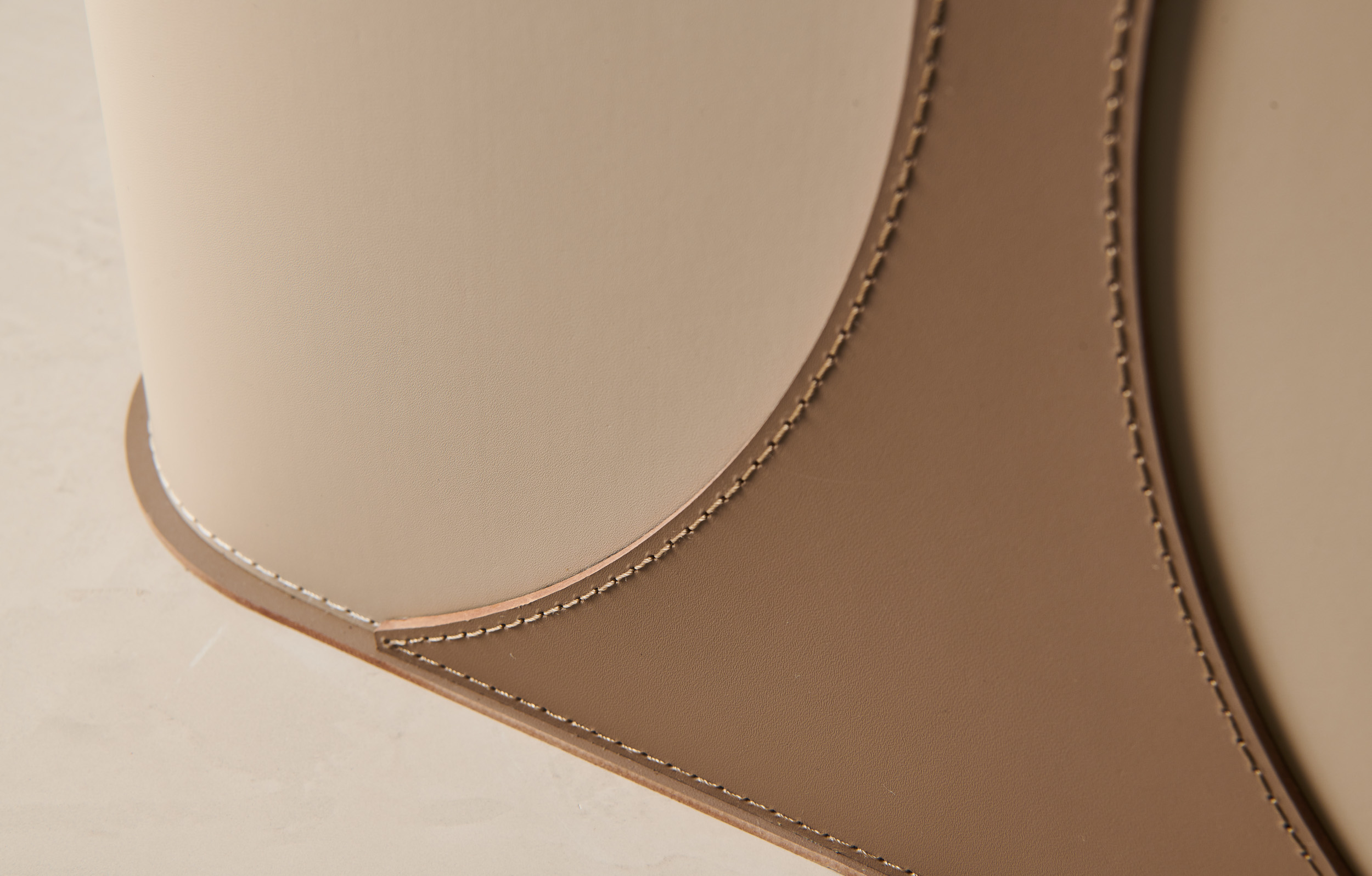 suitcase，Storage box，Saddle skin，Walnut，A work of God，Mingdu Design，Car storage，convenient，