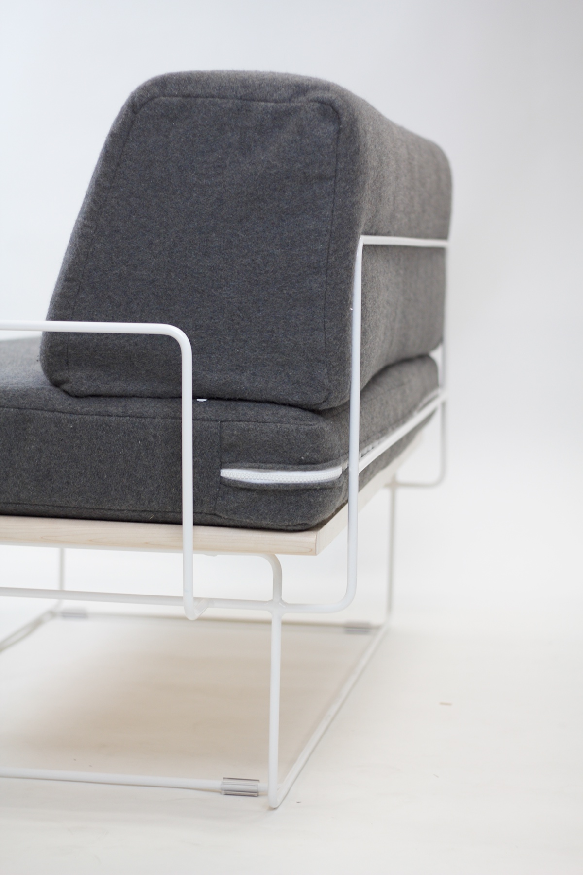 Platform Couch，sofa，grey，Simplicity，