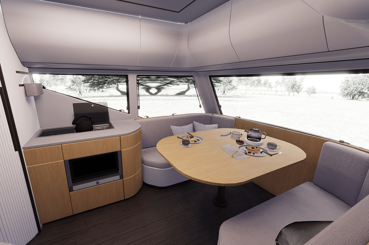 Maria，Touring car，Travel Trailer ，vehicle，