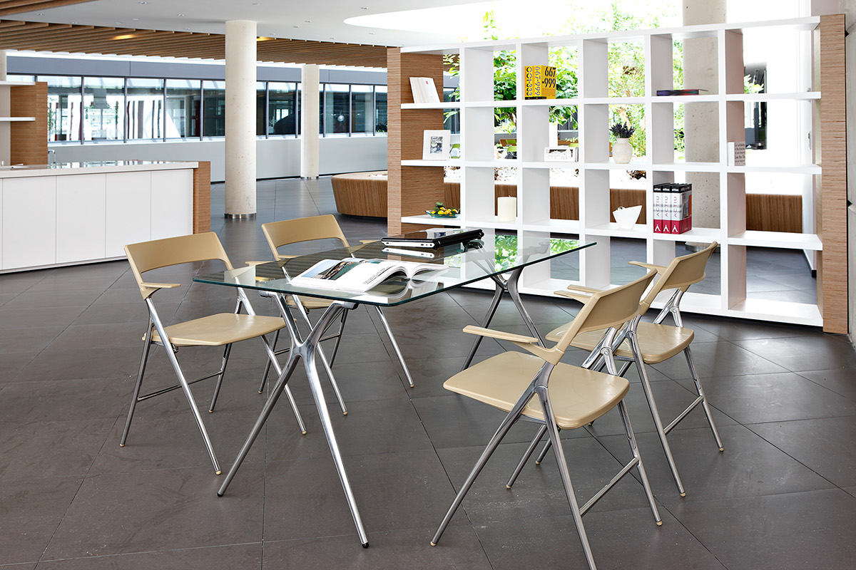 Pleat，Table，to work in an office，canteen，Conference area，