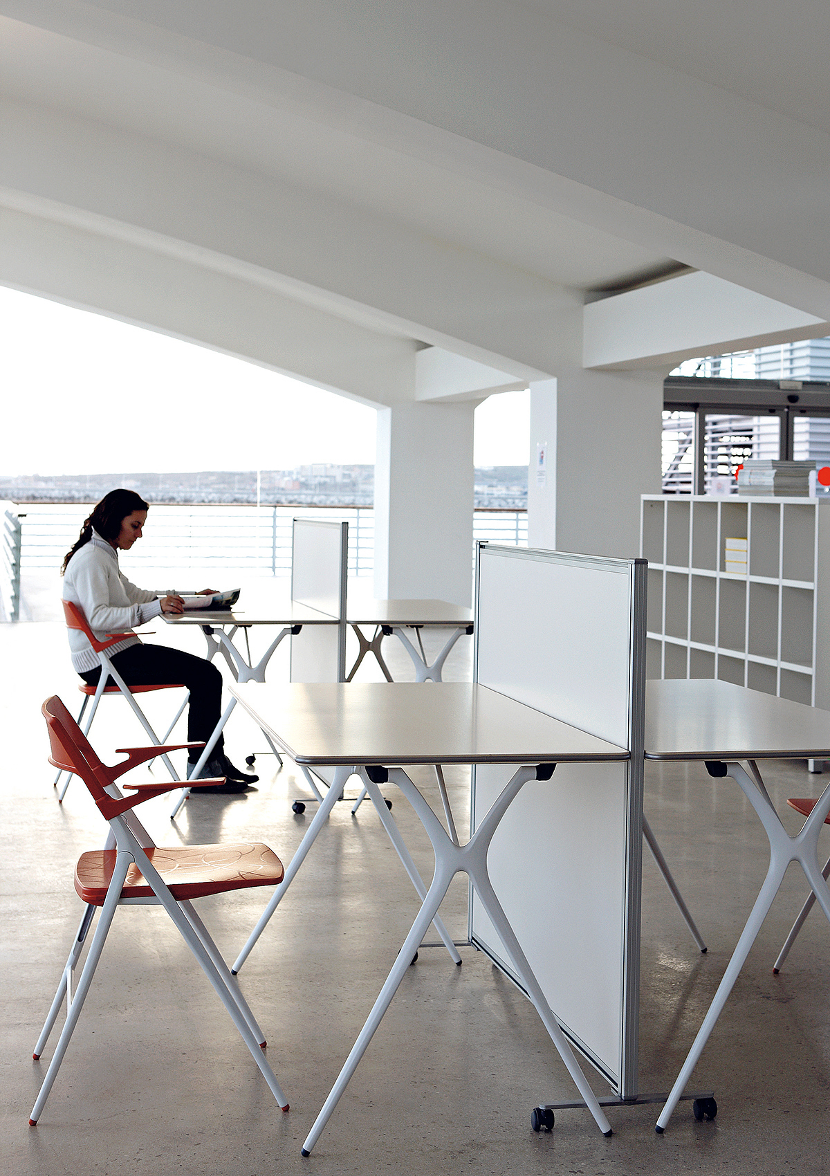 Pleat，Table，to work in an office，canteen，Conference area，