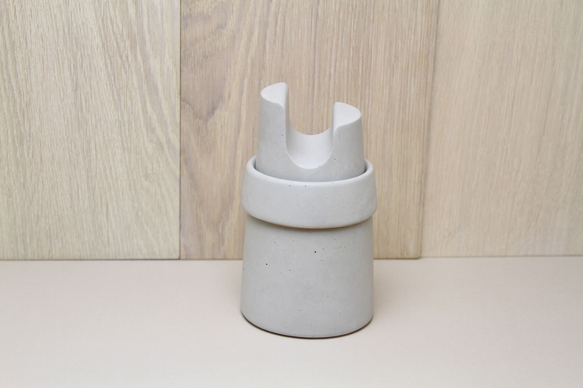 concrete，Desktop storage，