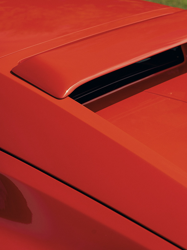 Sports car，Italy，La Pantera，GR4，