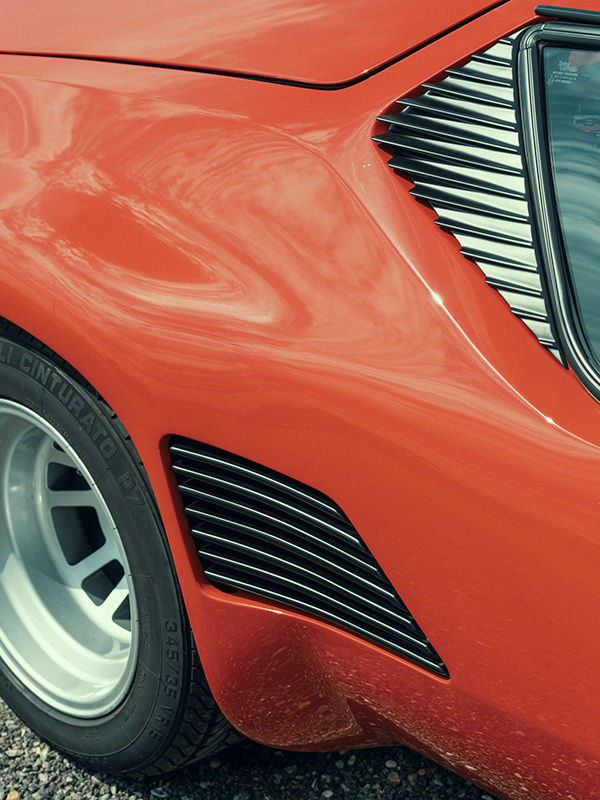 Sports car，Italy，La Pantera，GR4，