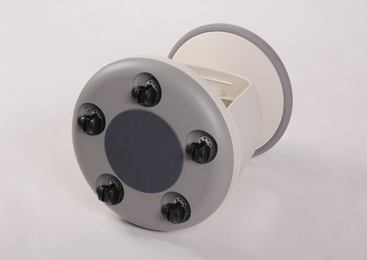 chair，wooden ，comfortable，practical，