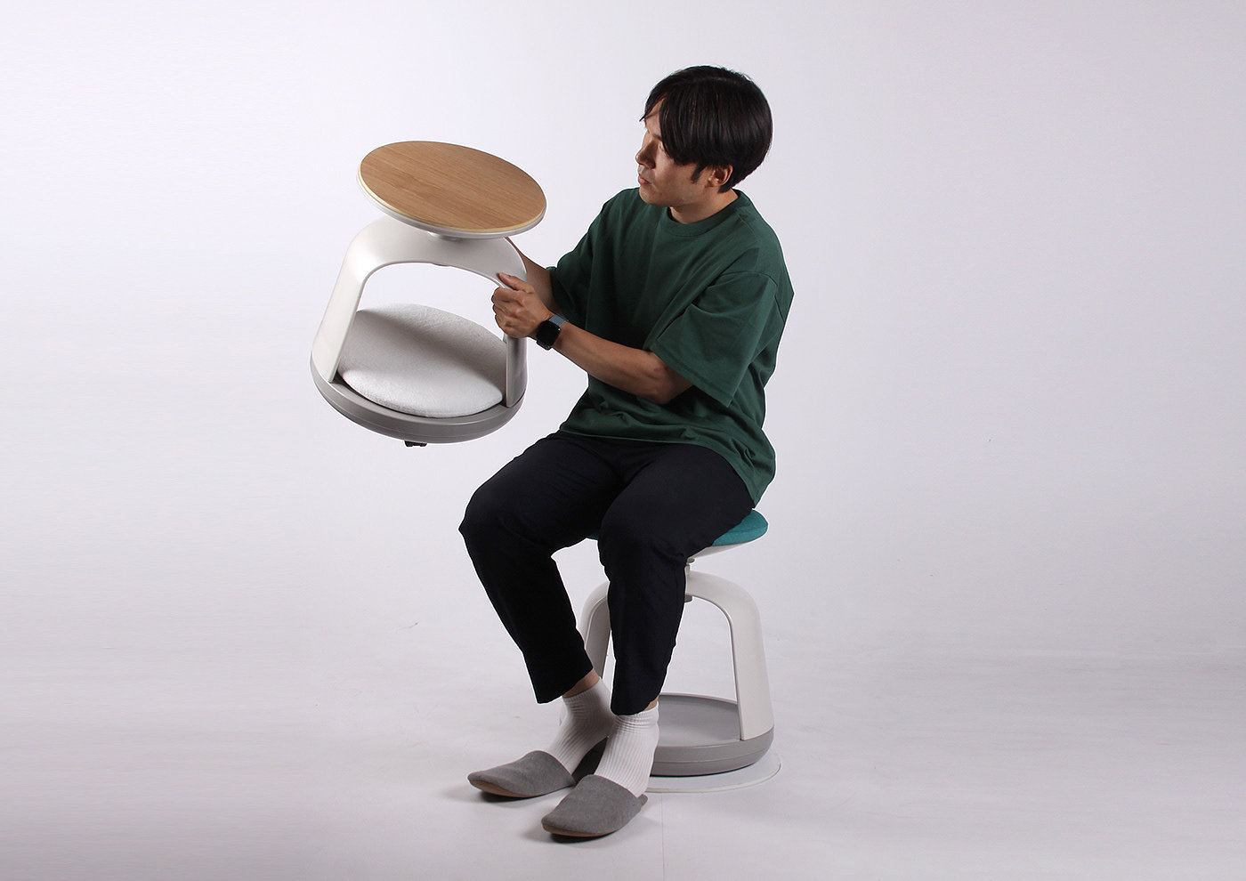 chair，wooden ，comfortable，practical，