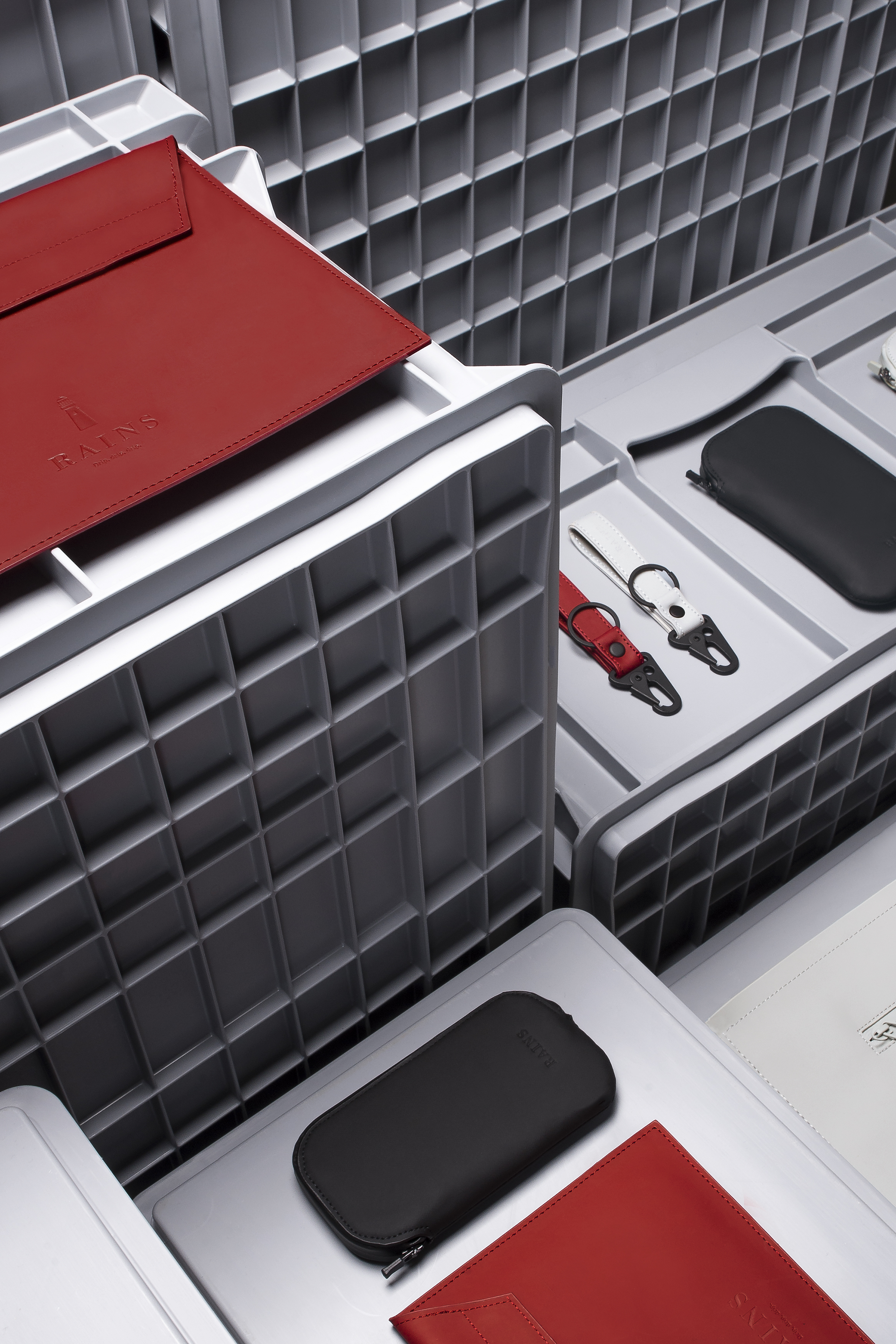 parts，computer，mobile phone，gules，tool，protect，