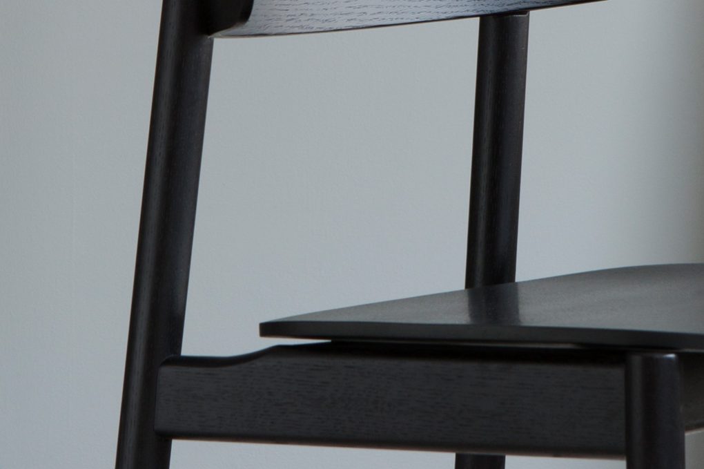 chair，wooden ，Dining chair，Light weight，small-scale，