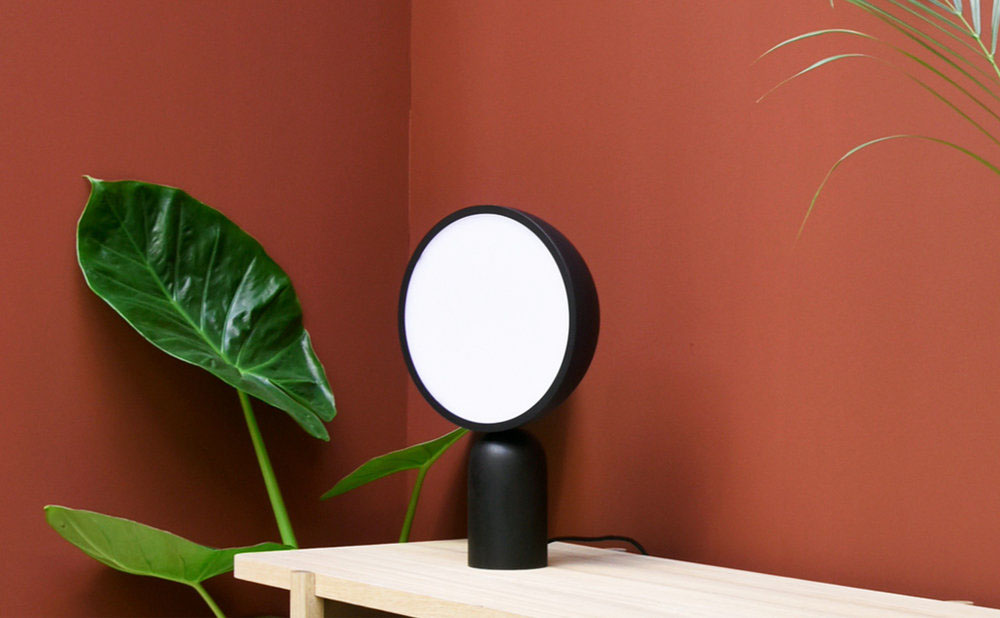 lamp，solid wood，steel，brass，Diffuse light，