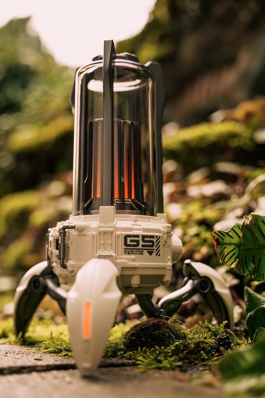 Bluetooth Speaker ，Mecha，Tide play，Electronics，outdoors，Hard core，Cool lights，industrial design，