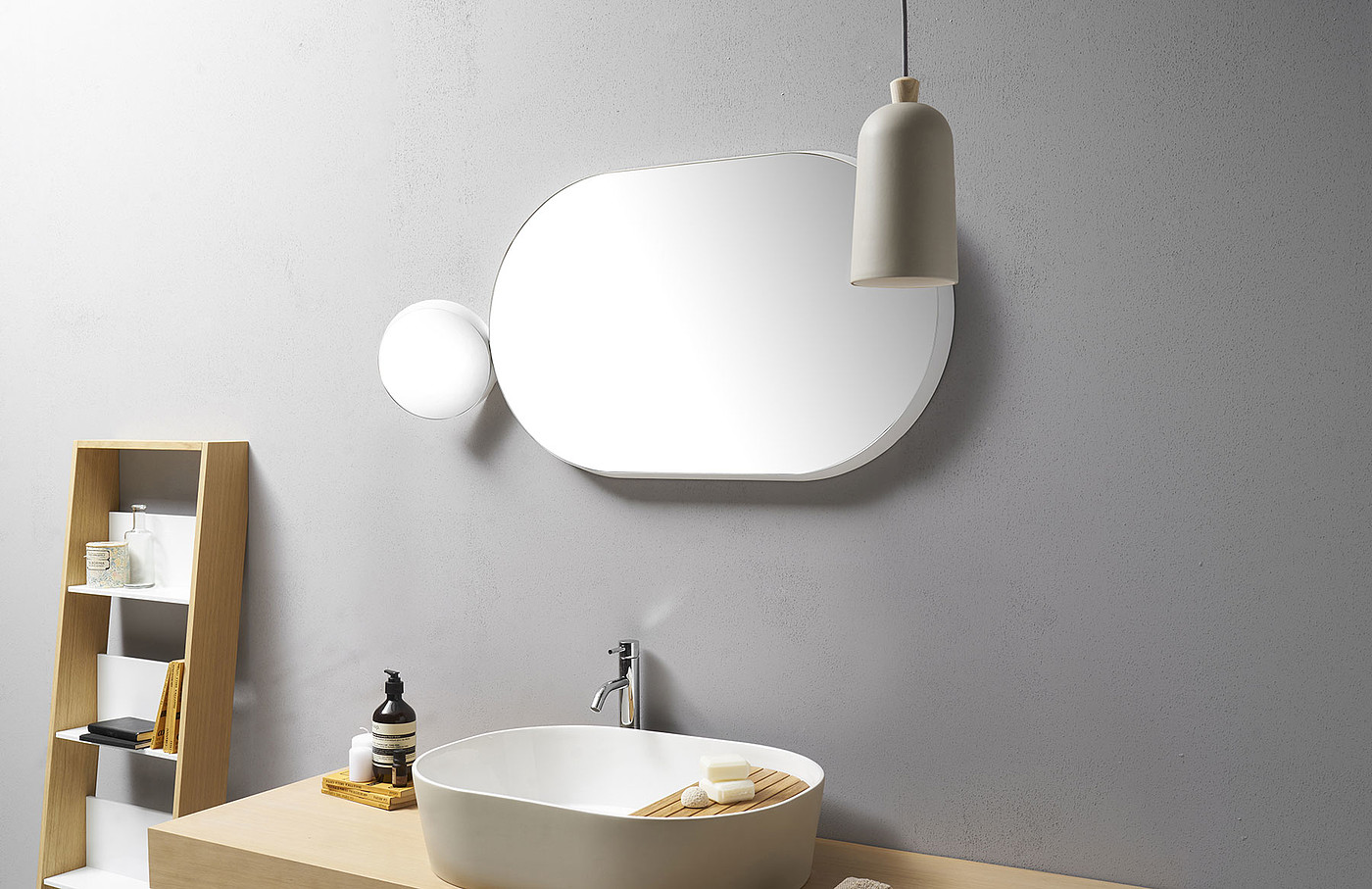 Float，gravity，Glass ball，mirror，