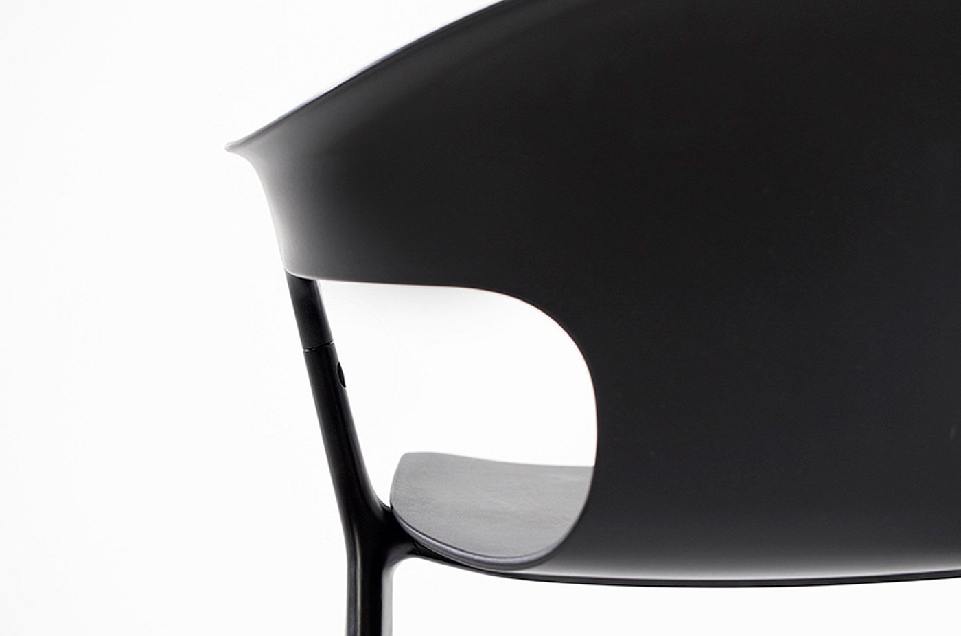 chair，modelling，sense of modernity，