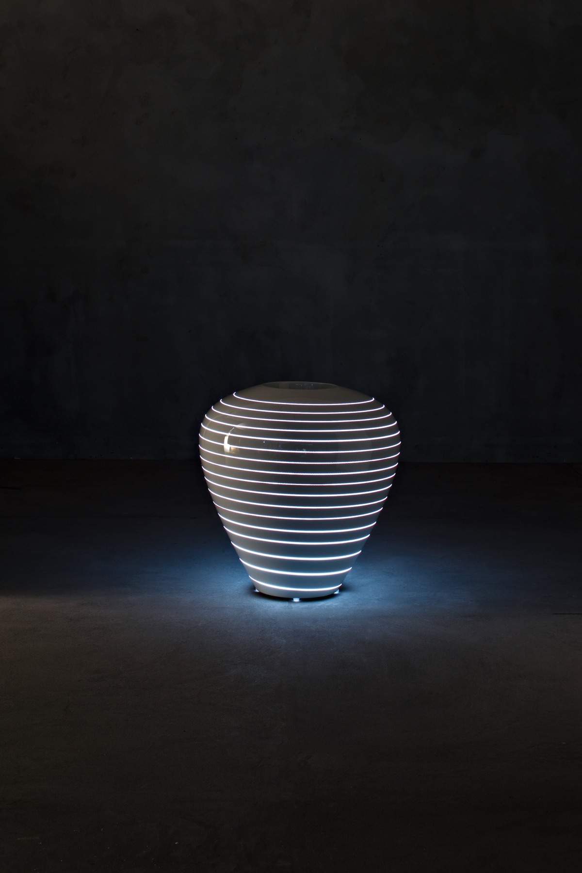 furniture，Home Furnishing，Flowerpot，lamps and lanterns，outdoors，