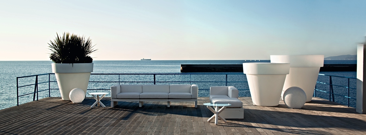 furniture，Home Furnishing，Flowerpot，lamps and lanterns，outdoors，